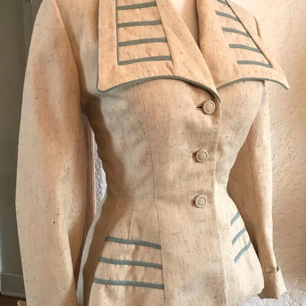 1950s Lilli Ann Hourglass Suit (as seen in Vogue's March 1956 ad) - Picture 3 of 9